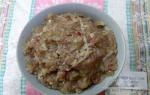 وصفات الباذنجان المدهون والمطهي مع اللحم المفروم في مقلاة