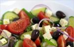 Салат із сиром Фета: класичний грецький рецепт та його варіанти Салат із сиру фета з помідорами