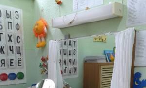 Equipping a speech therapy room in a preschool